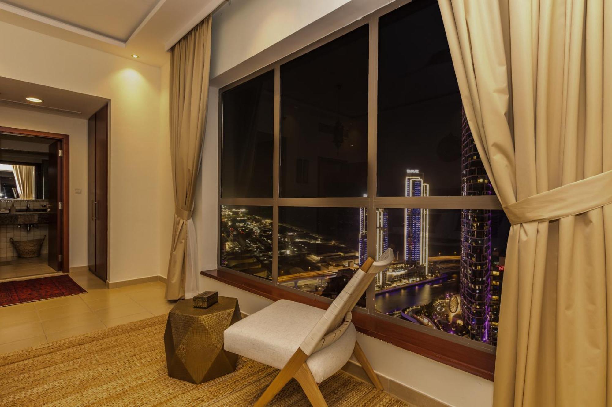 The Premium Jbr Sea View Luxury Suite Awarded "Traveller Award 2025" Dubaï Extérieur photo